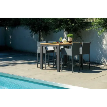 Monte Vari Table Teak Certified