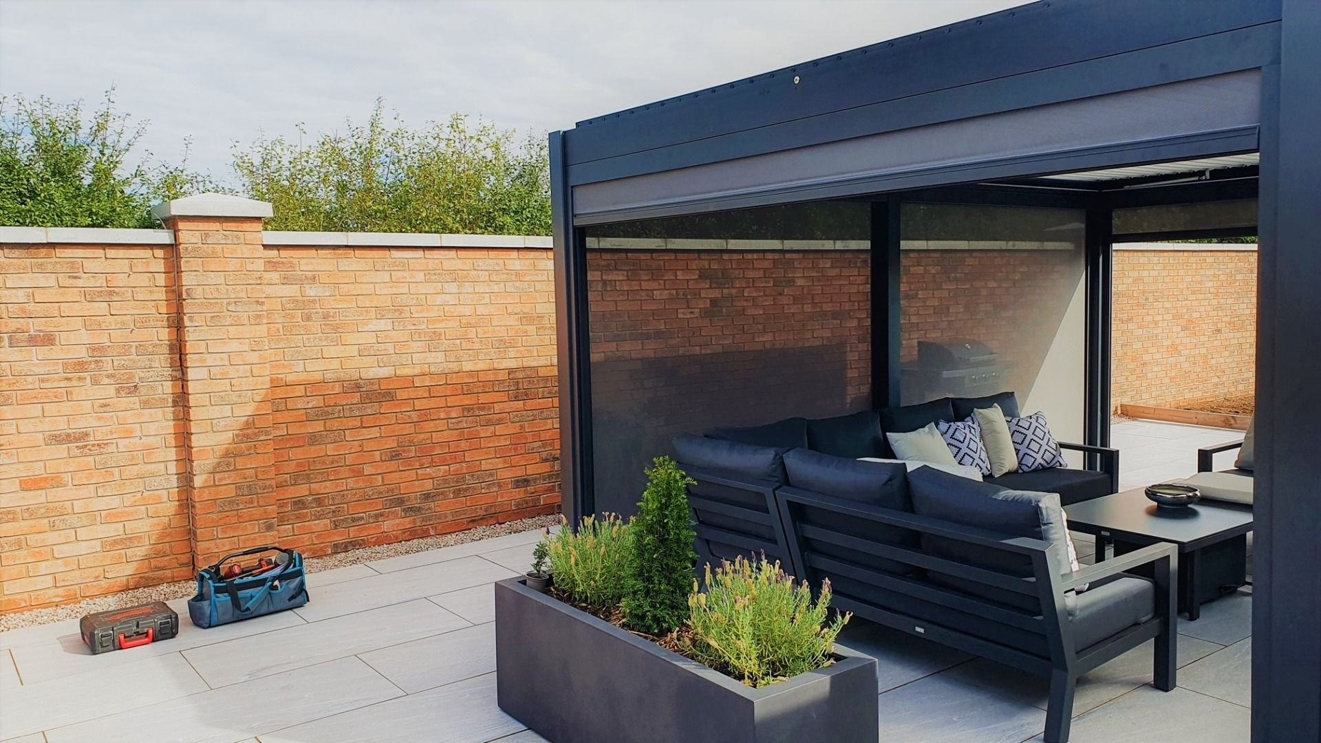Eclipse 6 X 4m LED Motorised Pergola | Free Standing