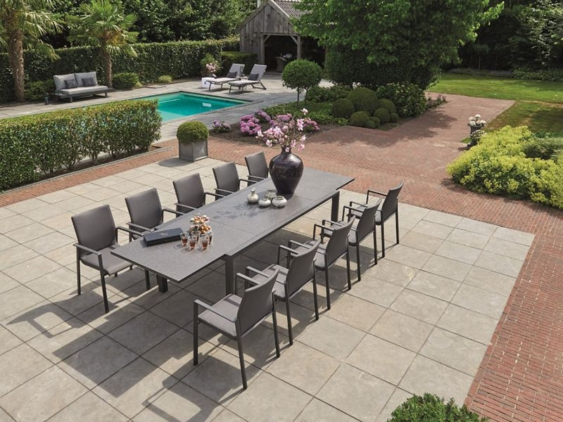 Mustique 10 Chair Extending Set