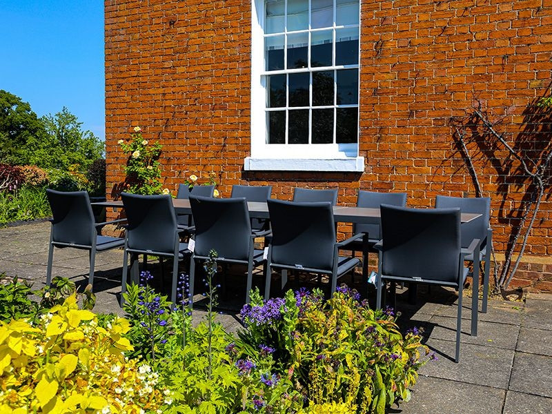 Mustique 10 Chair Extending Set