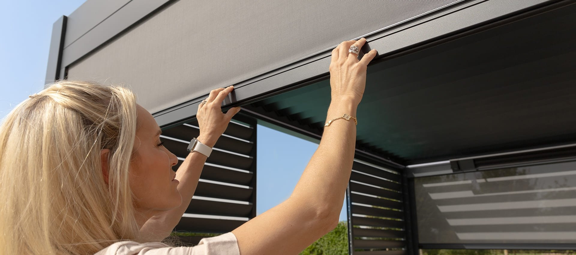 Eden Pergola Textilene Privacy Blind 4m