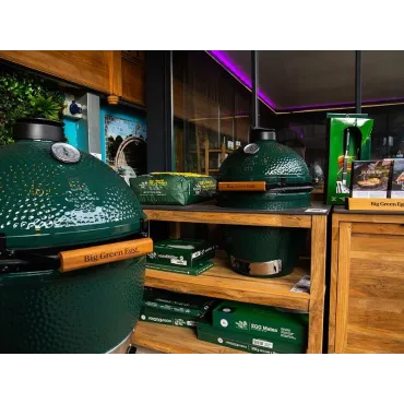 Big Green Egg Unit With Wheels - Bari