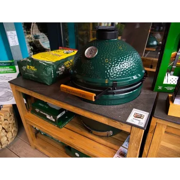 Big Green Egg Unit With Wheels - Bari