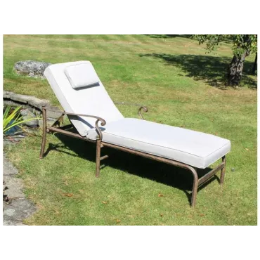 Casino Chaise Lounger