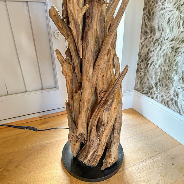 INDOOR Bluma 1 Shade Floor Lamp in store only