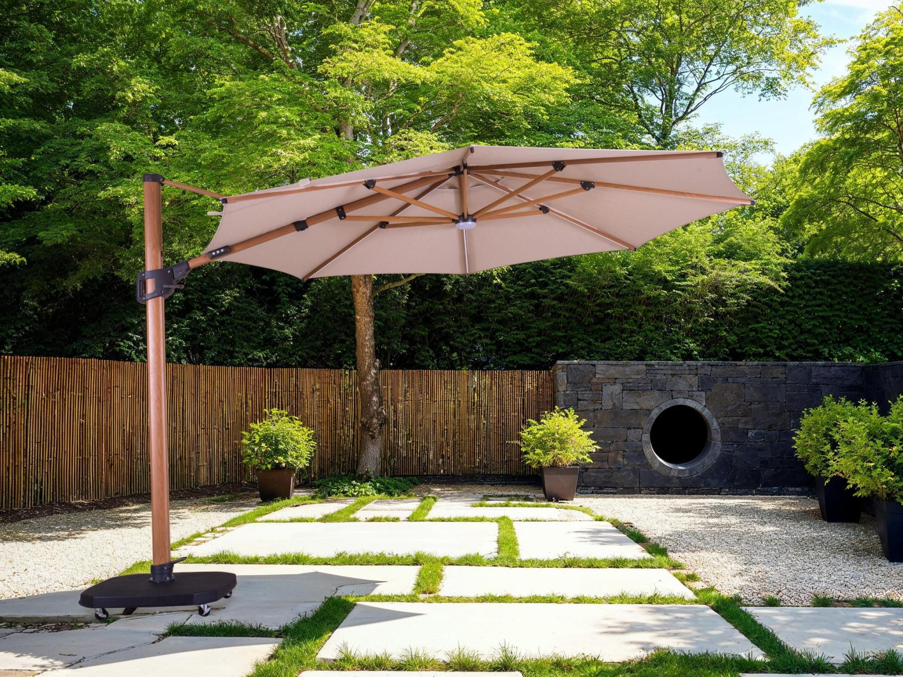 Pisa 3.5M Dia Cantilever Parasol & LED Lights