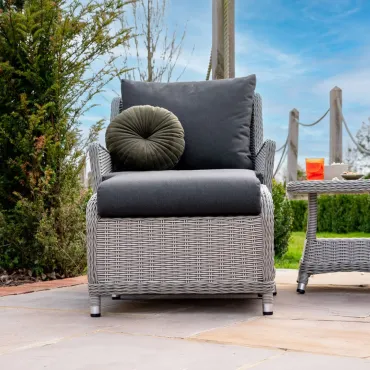 Talia Rattan Grande 5 Piece Reclining Lounging Set