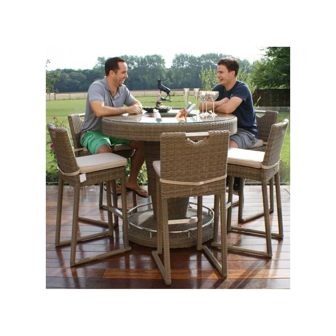 Winchester 6 seater Bar set