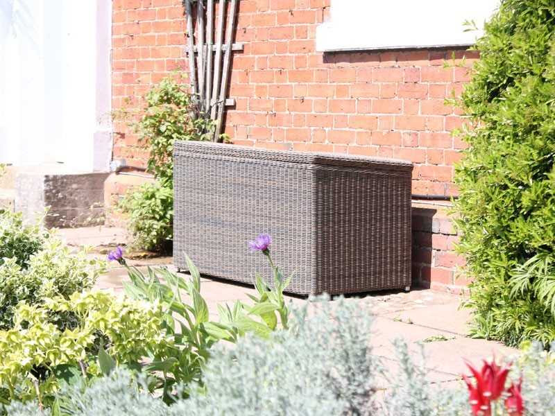 Seville Cushion Box Exdisplay
