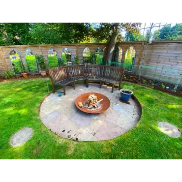 Malvern Curved Bench