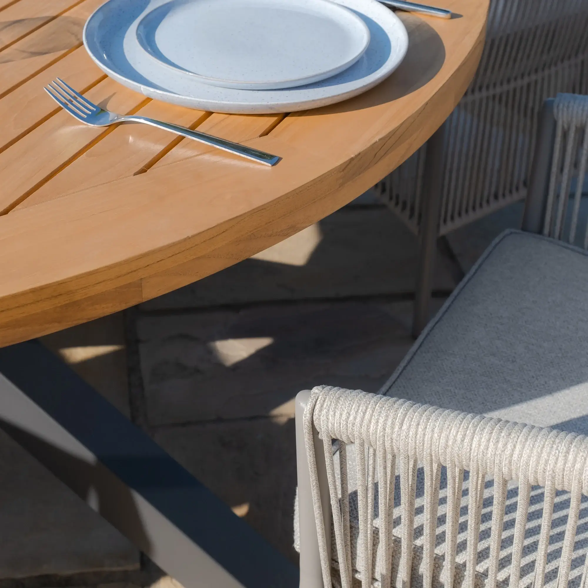 Maldives 6 Seat Round Jakarta Dining Table Set