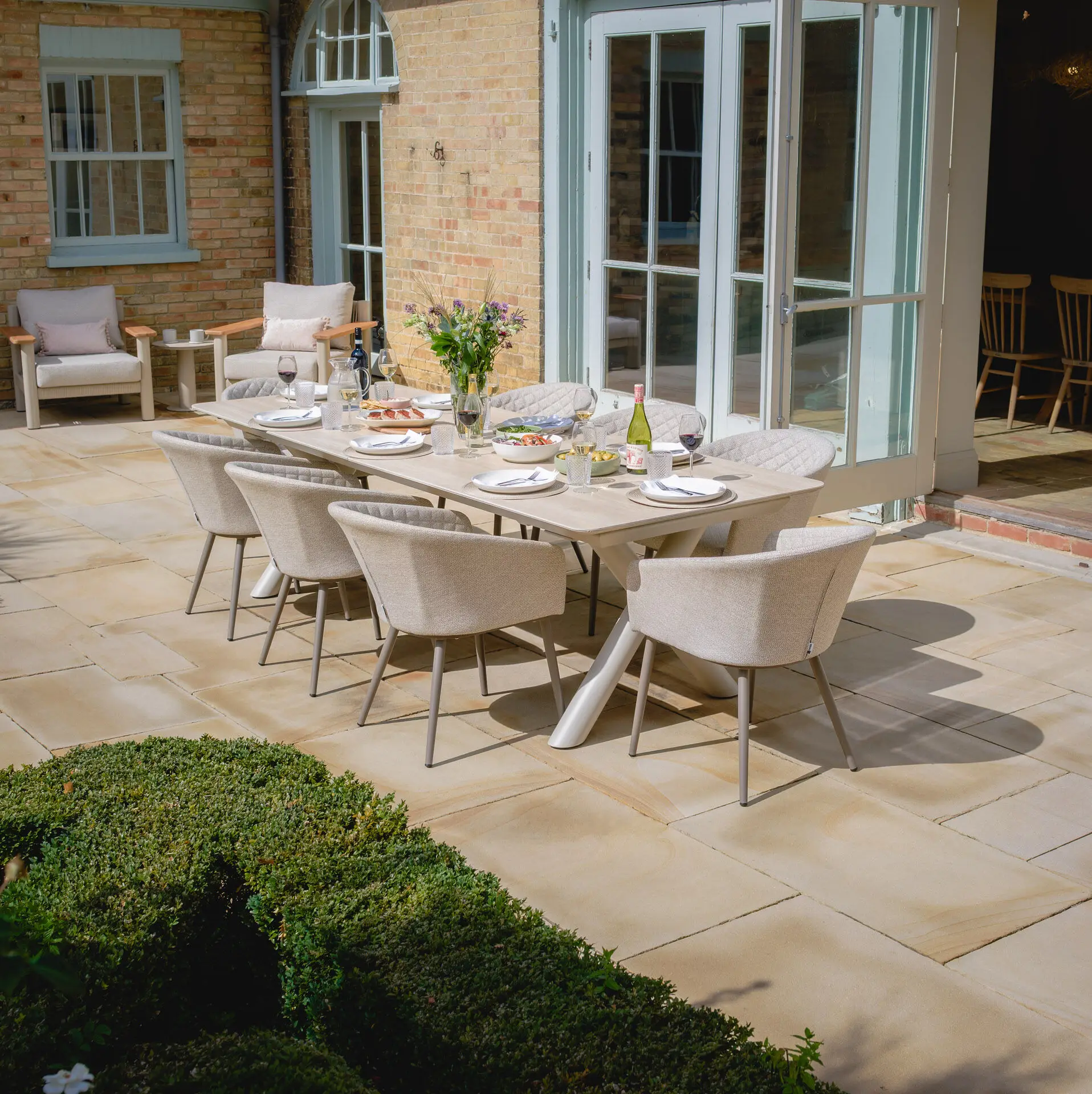 Ambition 8-12 Seat Maxim Extending Dining Set