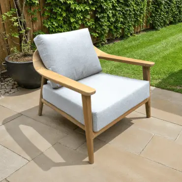 Veluta Curve Armchair - Teak Certified