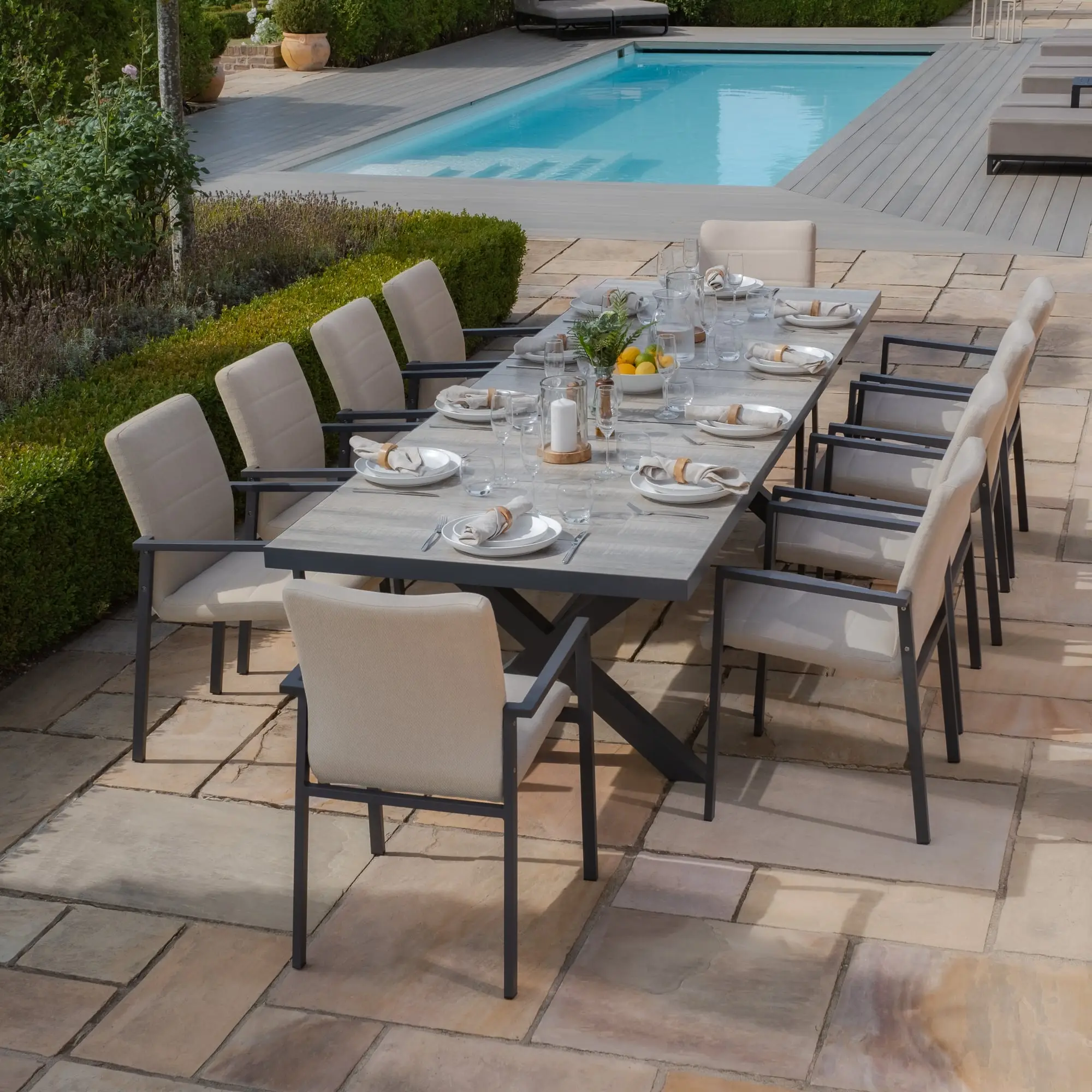 Vienna 6-10 Seat Extending Rectangular Dining Set
