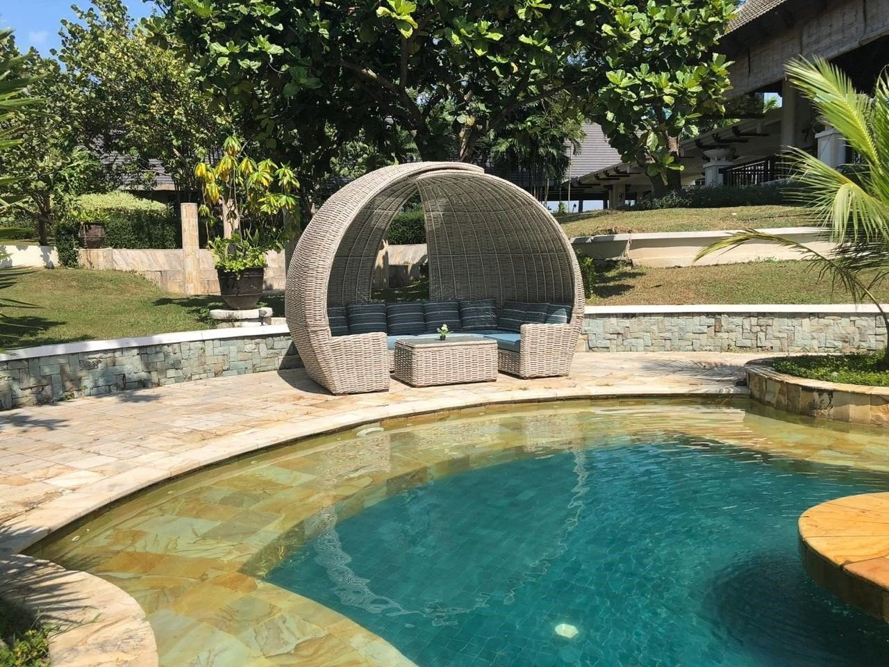 Fiji Spartan Day Bed