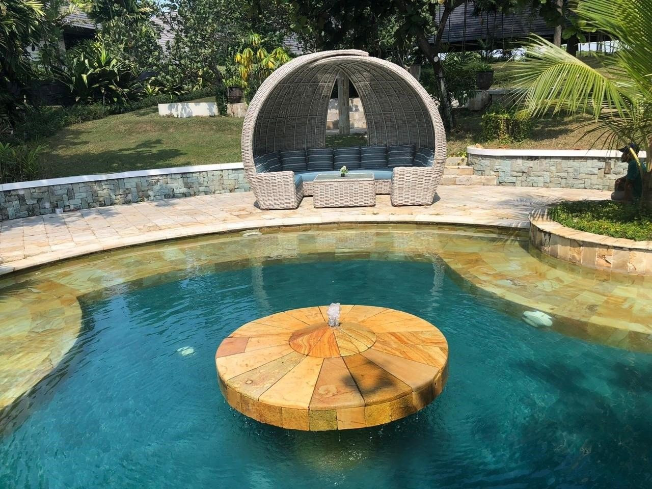 Fiji Spartan Day Bed