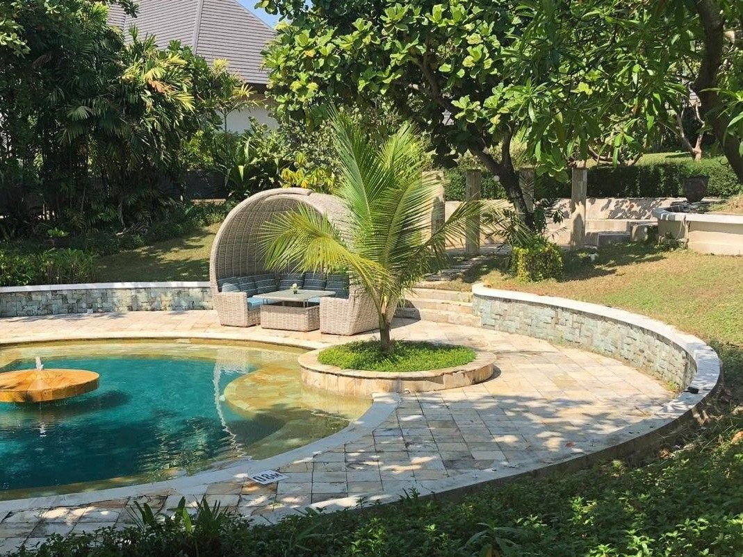 Fiji Spartan Day Bed