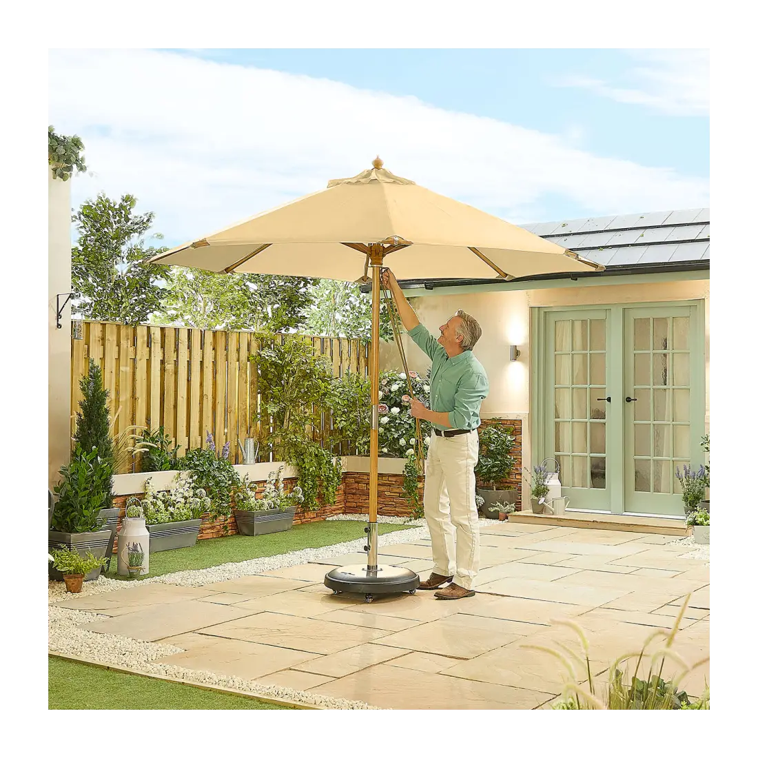 Dominica Deluxe 3m Round Wooden Parasol