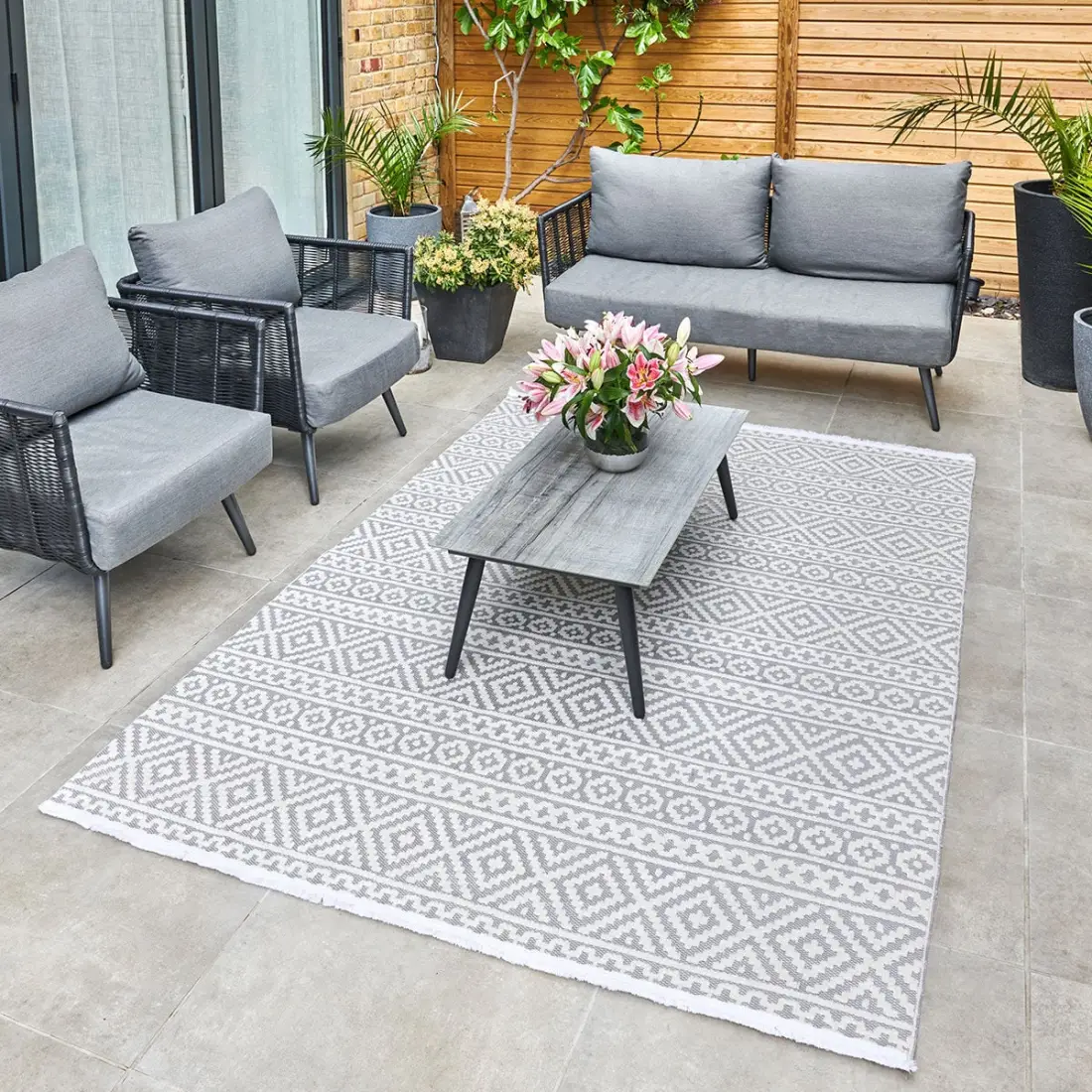 Jazz-Aztec Indoor & Outdoor Rug - 220x160cm