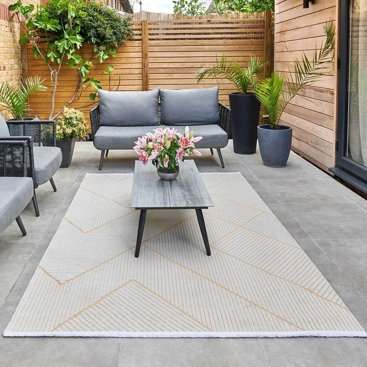 Jazz-Geometric Indoor & Outdoor Rug - 290x190cm