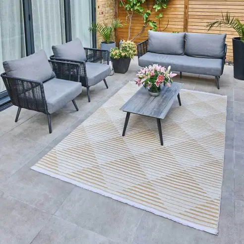 Diamond Indoor & Outdoor Rug - 290x190cm Diamond Indoor & Outdoor Rug - 290x190cm
