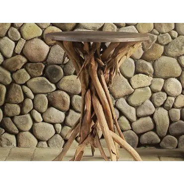 Baka Bar Table