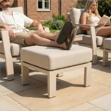 Leah Aluminium Wood Look 5 Piece Lounging Set