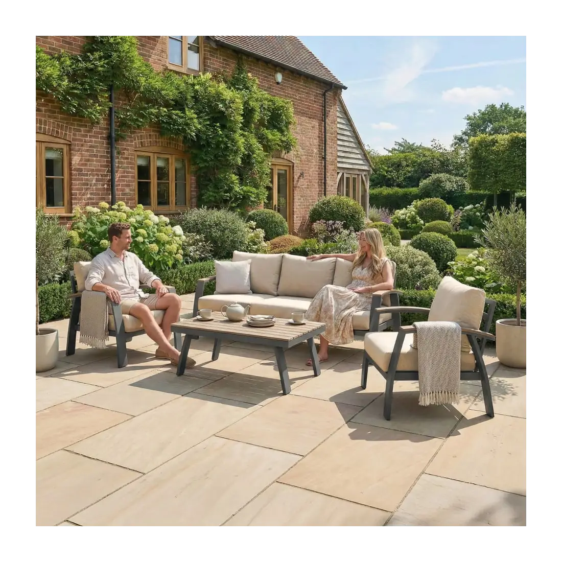 Leah Aluminium 3 Seater Sofa Lounging Set Leah Aluminium 3 Seater Sofa Lounging Set