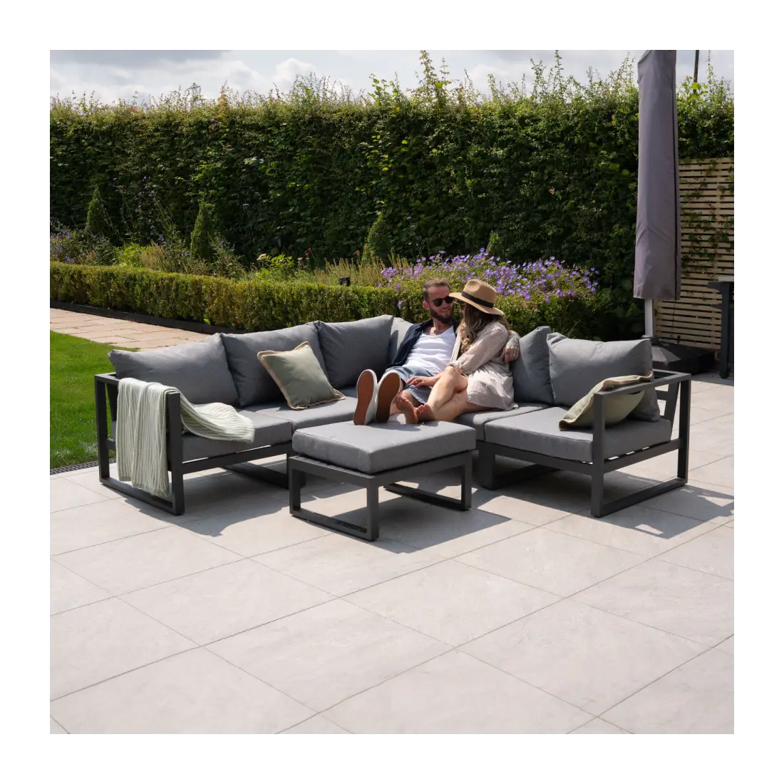 Maxwell Aluminium Corner Sofa Lounging Set
