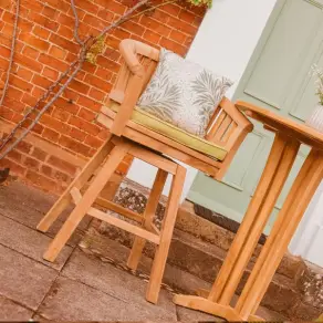 Half Moon Swivel Bar Chair