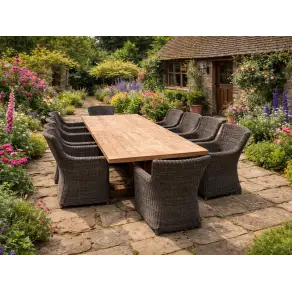 Valencia 10 Chair Dining