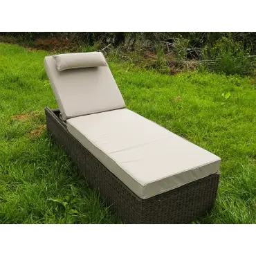 Willow Rattan Sun Lounger – Adjustable, UV-stabilised