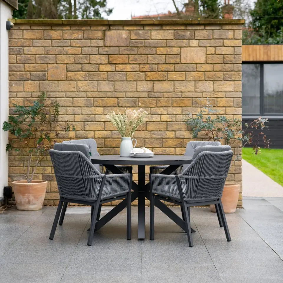 Darcey 4 Seat Rope Aluminium Dining Set - Round Table