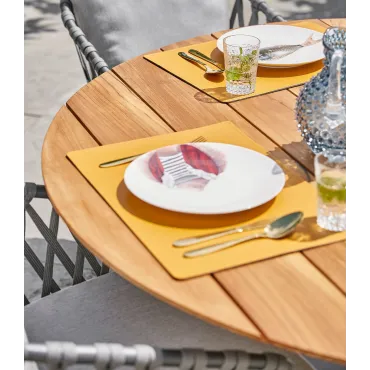 Grado Table FSC® Certified  - 1