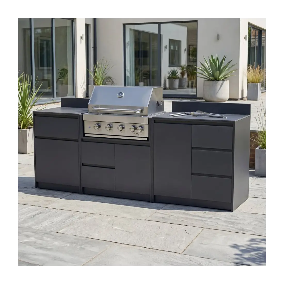 Oakley Straight 4 Burner Gas BBQ S2400-B Oakley Straight 4 Burner Gas BBQ S2400-B