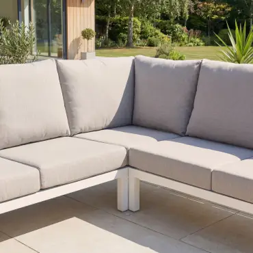 Vogue Aluminium Compact Corner Aluminium Lounging Sofa in Chalk White