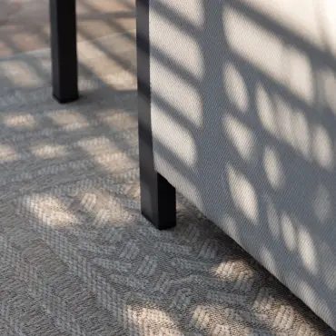 Pulse Square Corner Dining Rising Table