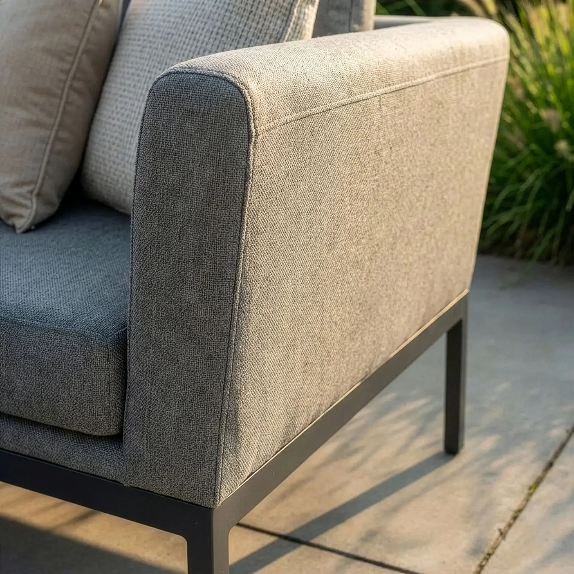 Pulse Rectangular Corner Dining & Rising Table