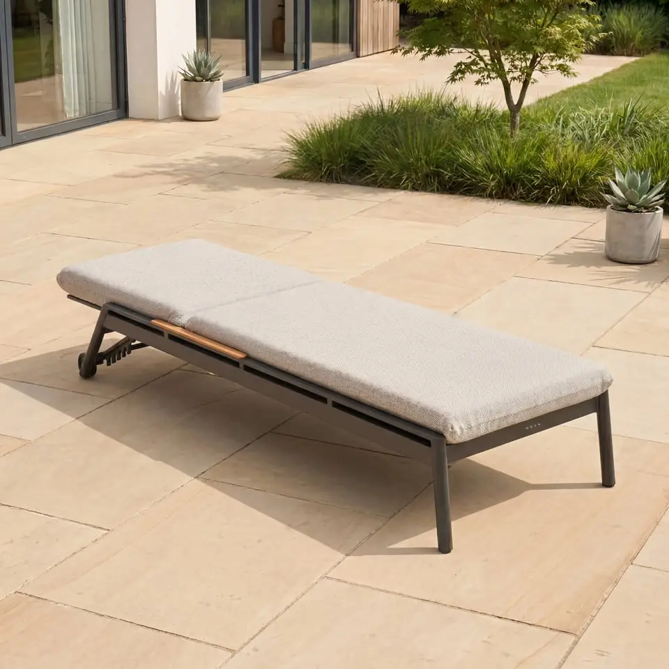 Monti Aluminium Sun Lounger