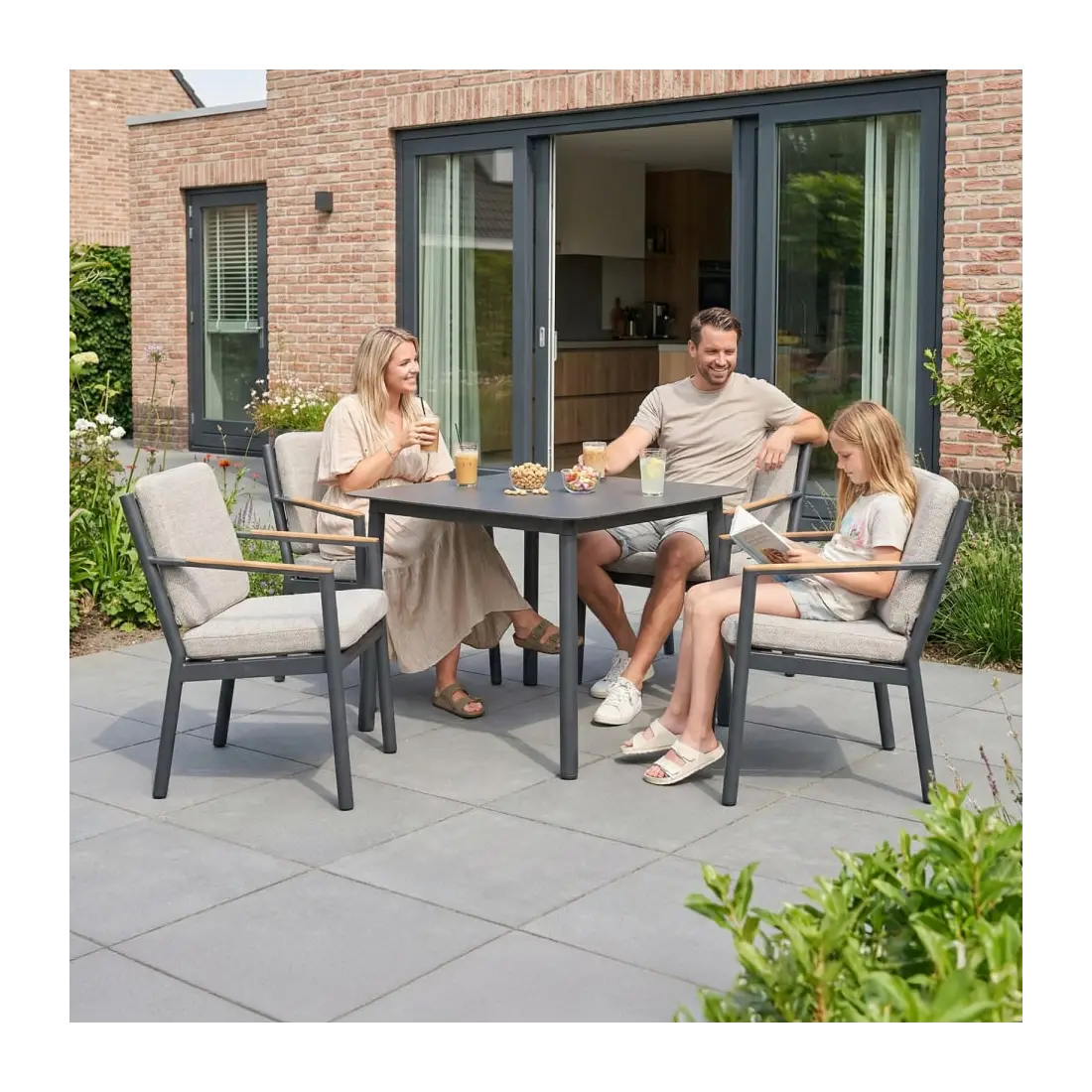 Monti 4 Seat Aluminium Wood Dining Set - Square Table