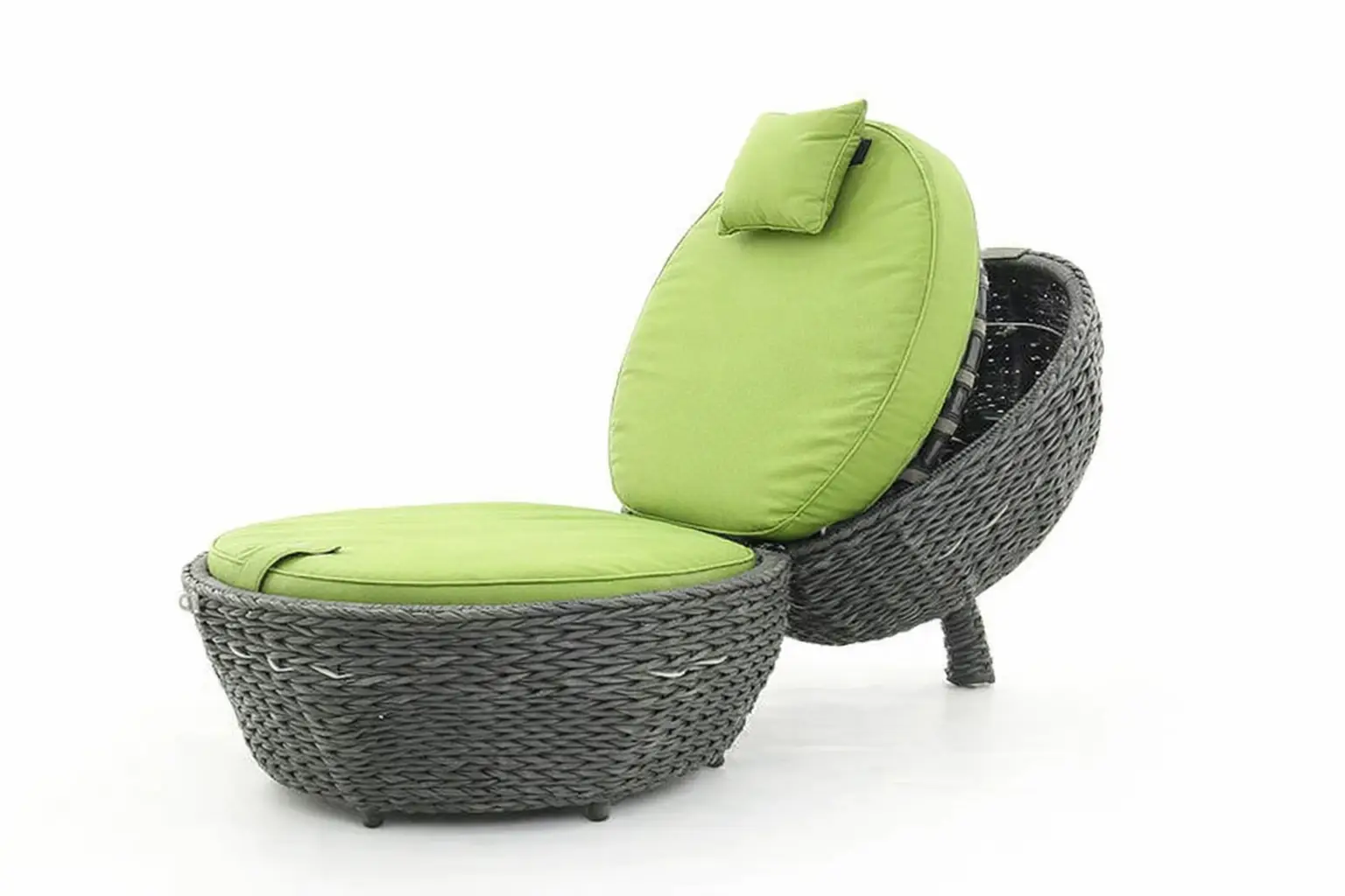 Midnight Montana Magic Apple Day Bed