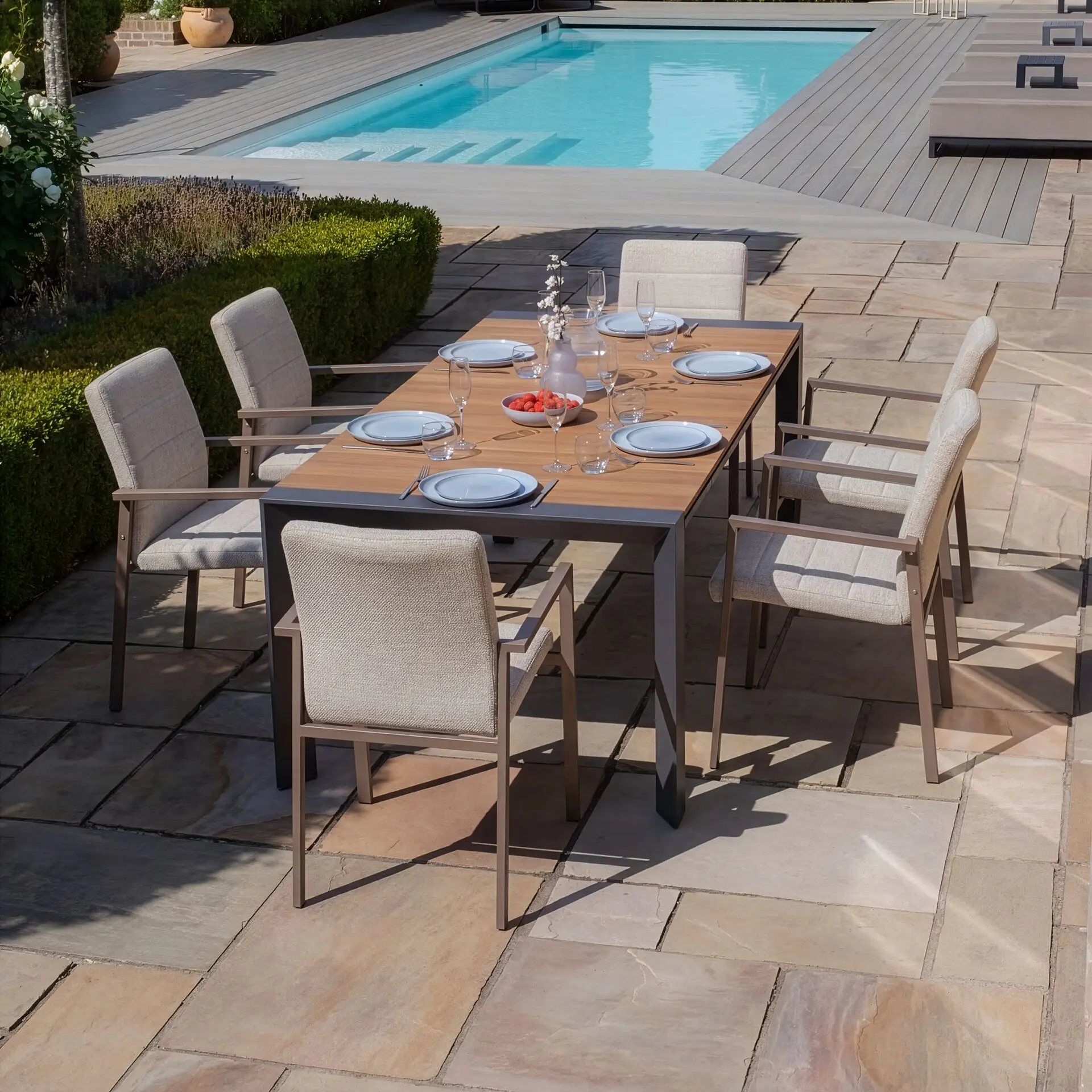 Jakarta Teak Extending 6-10 Seat Dining Table - 10 Ibiza Dining Chairs
