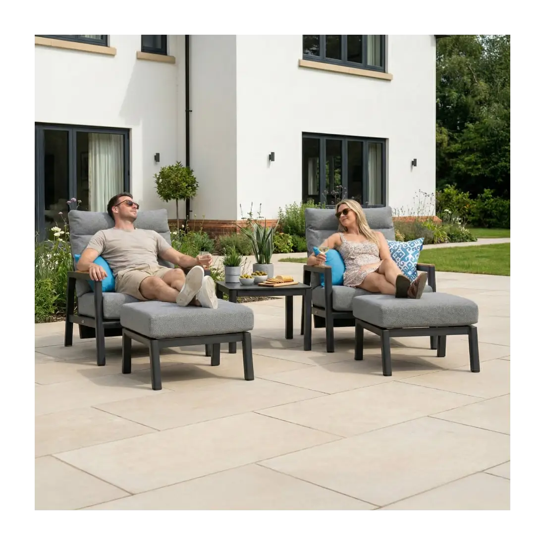Isaac Aluminium Wood 5 Piece Lounging Set Isaac Aluminium Wood 5 Piece Lounging Set