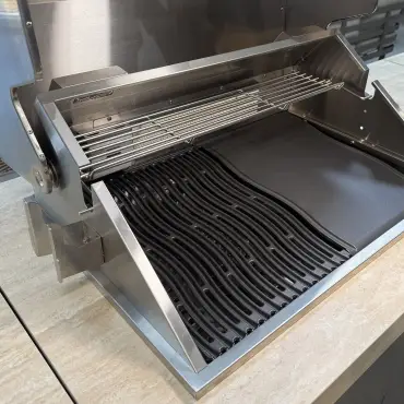 Monarch Linear Outdoor Kitchen - 4 Burner Gas Grill, Sink & Single Fridge