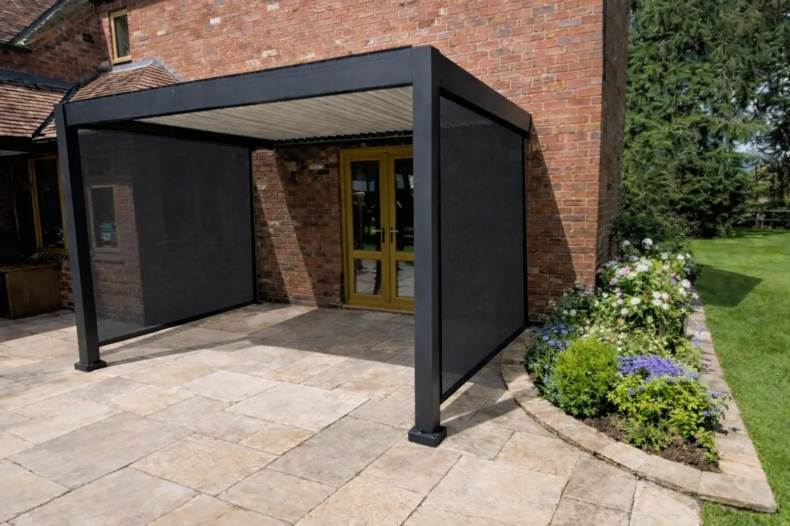 Eclipse 3 X 3m LED Motorised Pergola | Wall Mounted