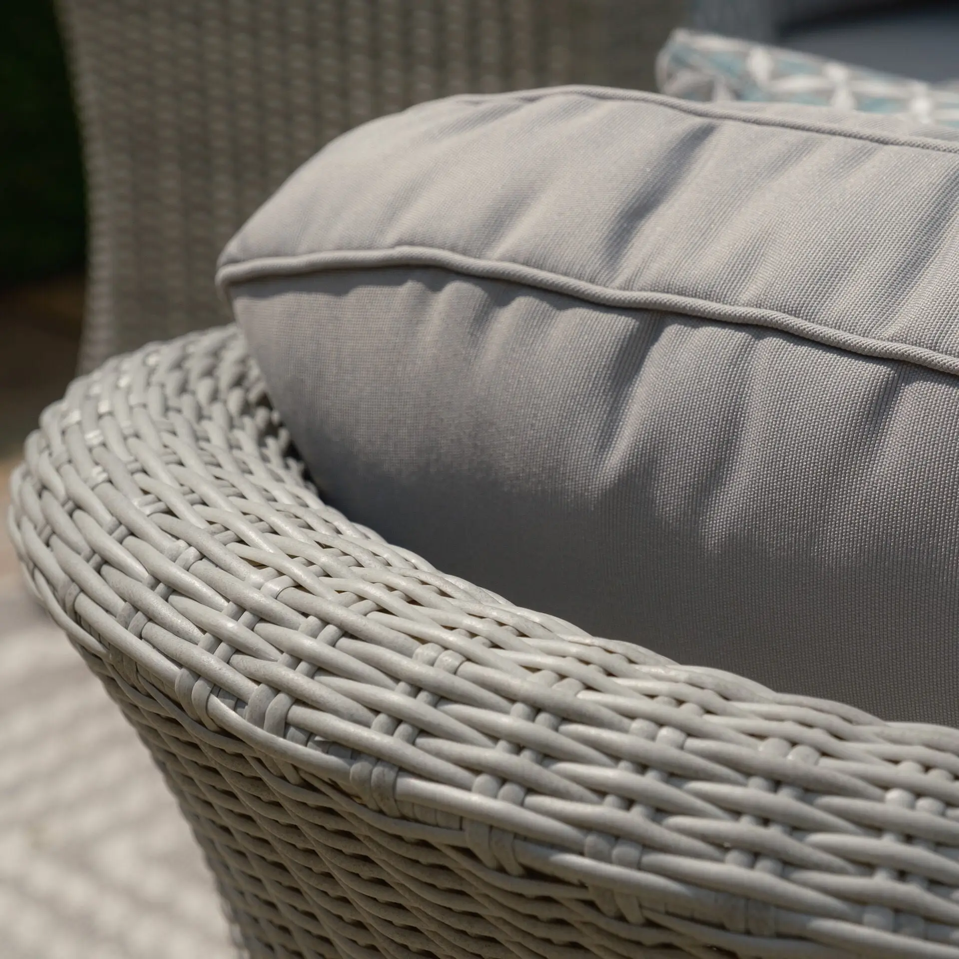 Oxford 2 Seat Rattan Sofa Set