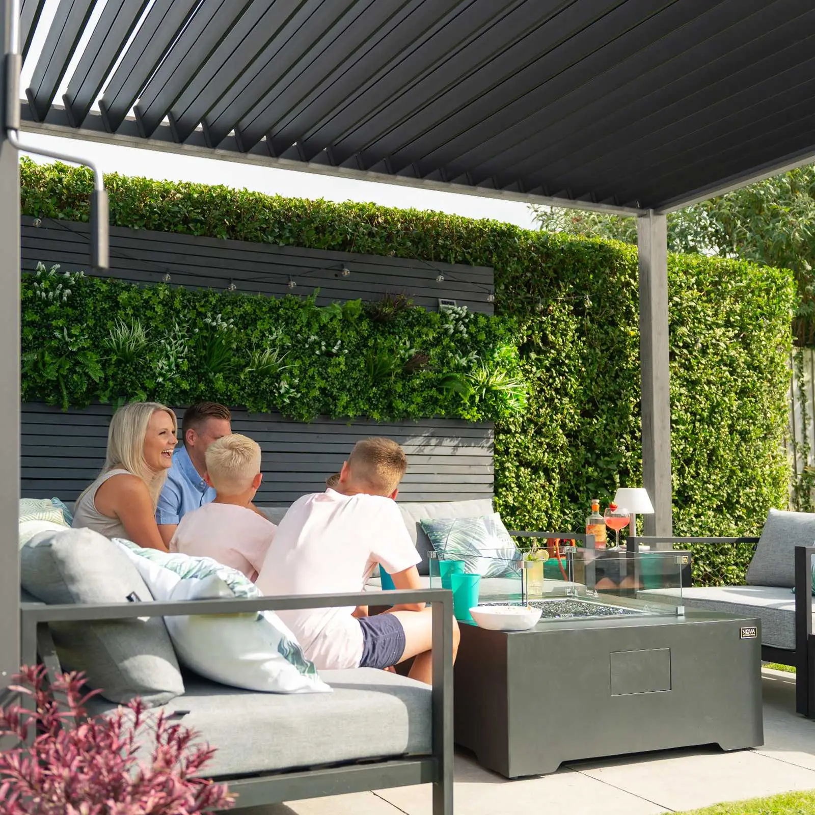 Titan 3m x 3m Pergola
