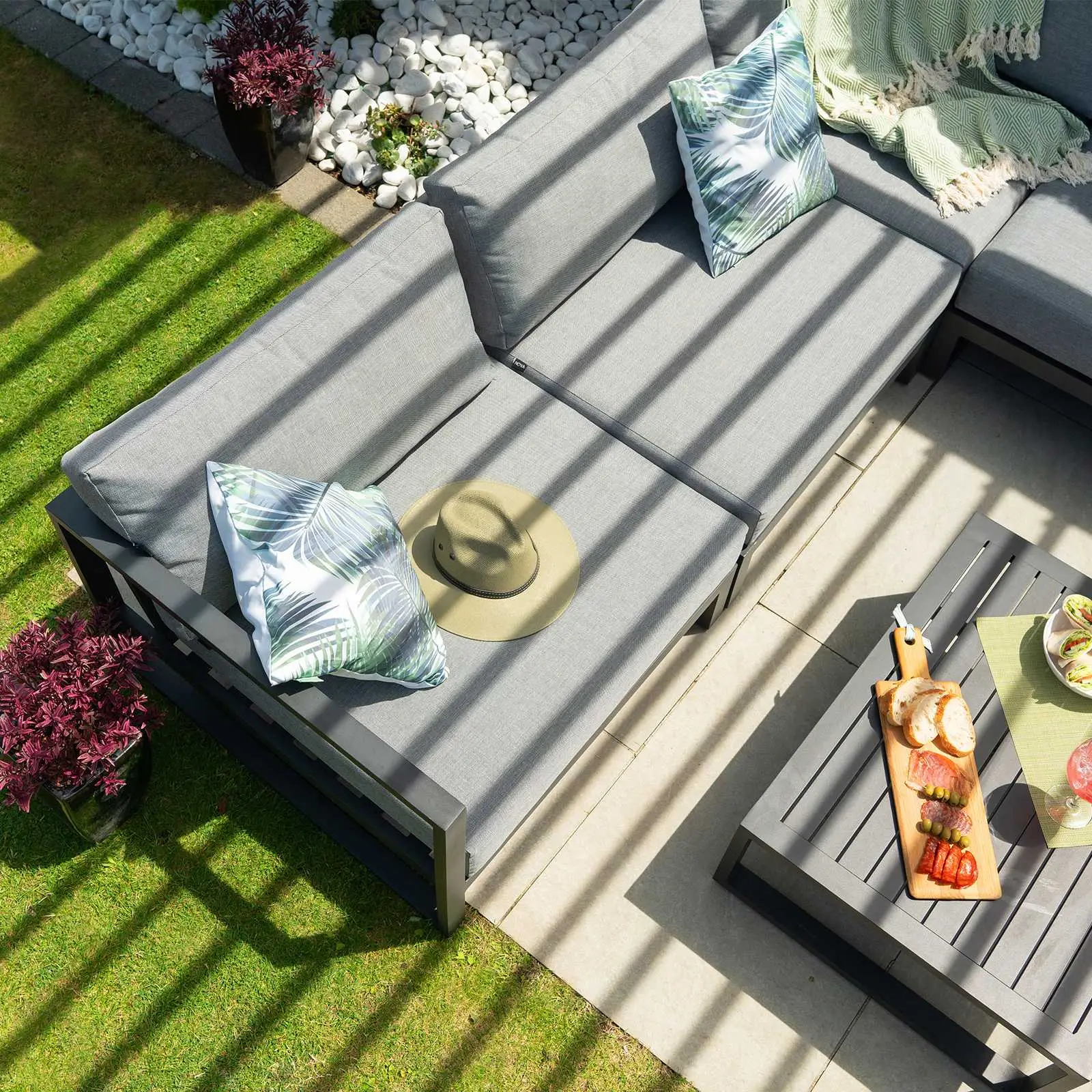 Titan 3m x 3m Pergola