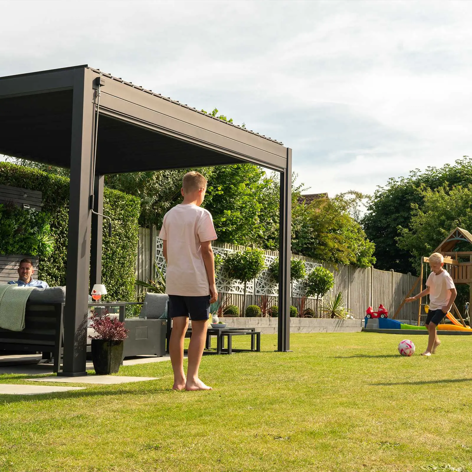 Titan 3m x 3m Pergola