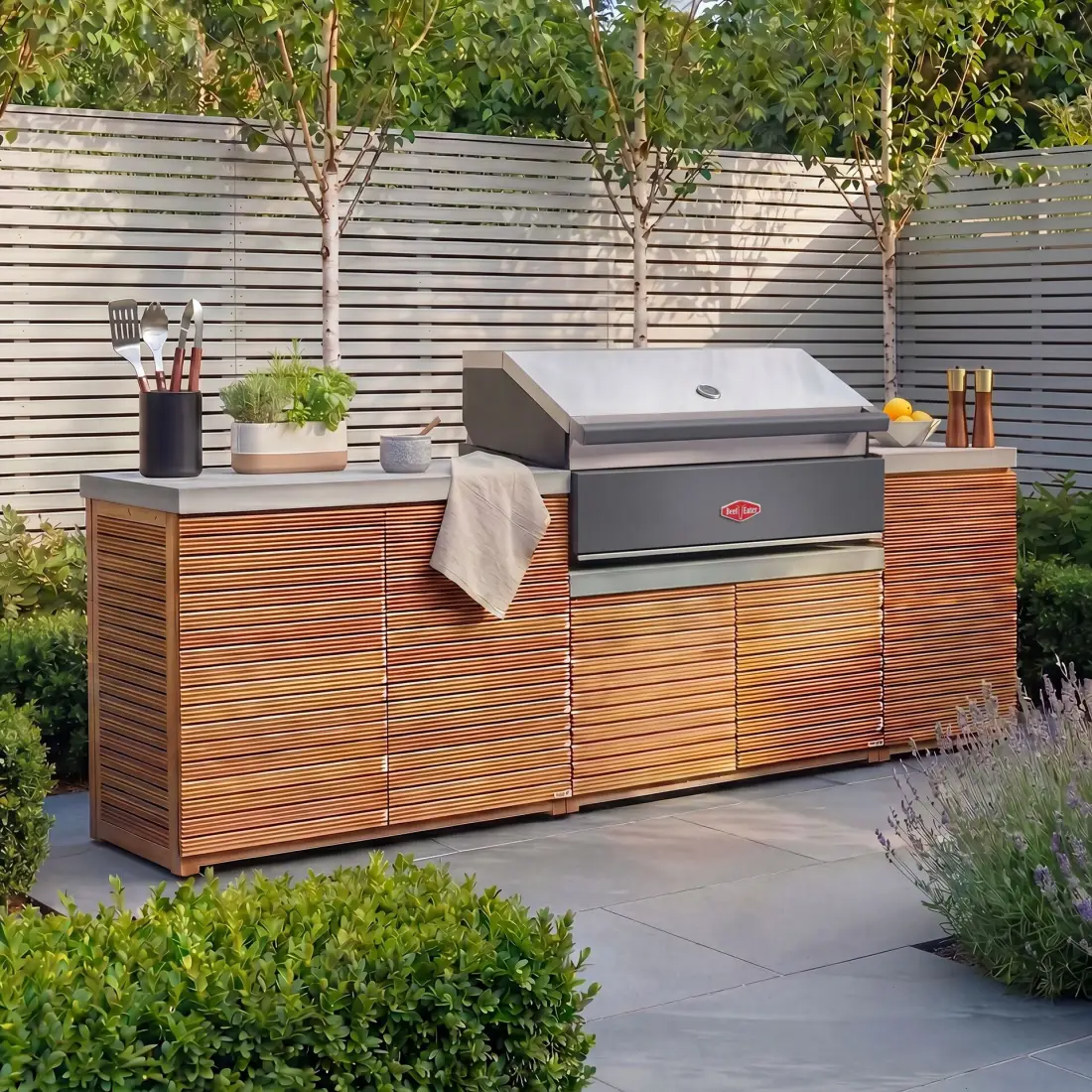 Bali Storage Units with Beefeater 1700 Series BBQ - Medium Configuration Bali Storage Units with Beefeater 1700 Series BBQ - Medium Configuration